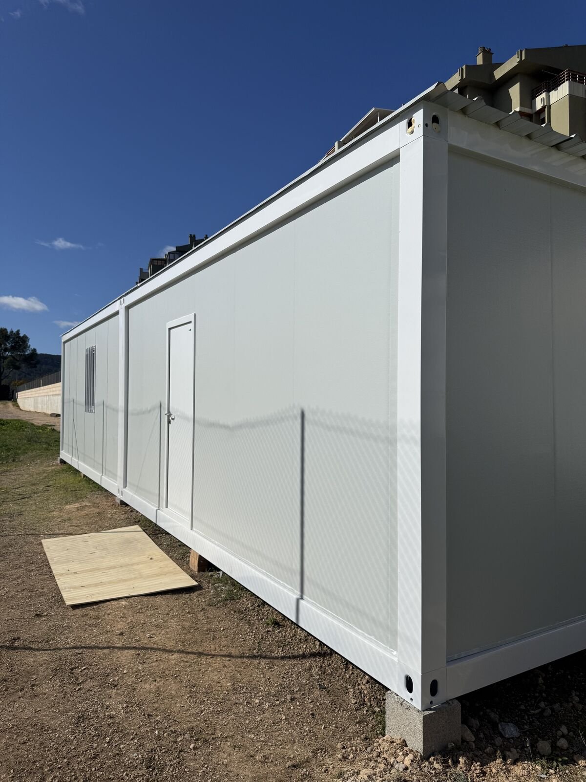 Proyecto realizado: caseta modular instalada 13